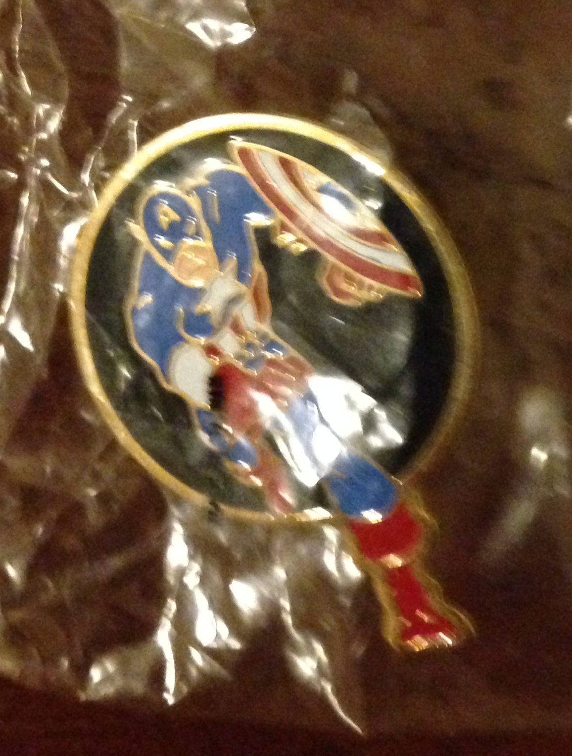retro_review_captain_america_and_the_avengers_genesis_Collectors_pin