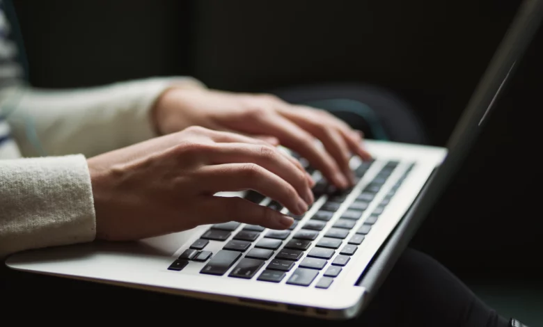 typing on keyboard online betting
